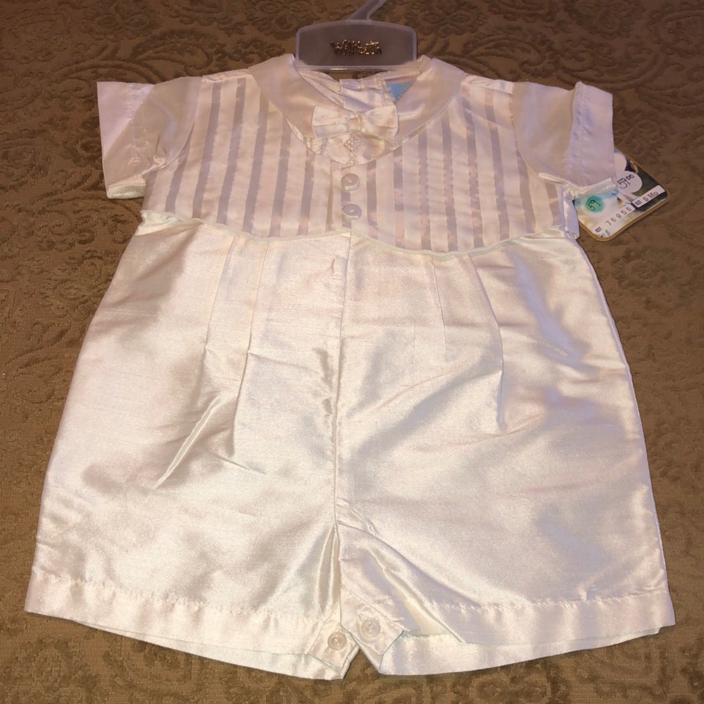 Will’beth Elegant 100% Silk Cream Baby Christening/Baptism Outfit w/Bow Tie